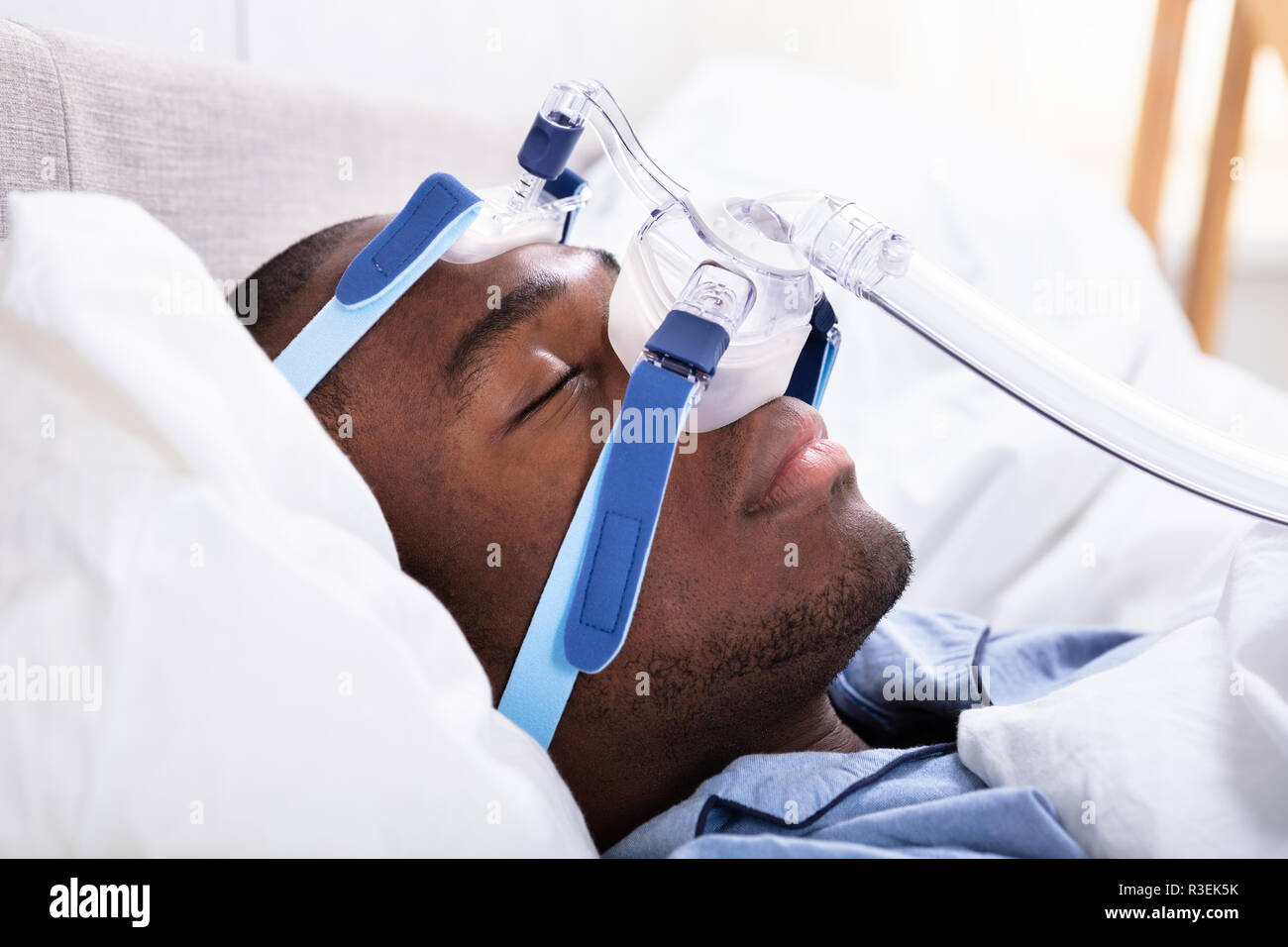 Sleep Apnea Mask Stock Photos & Sleep Apnea Mask Stock Images Alamy