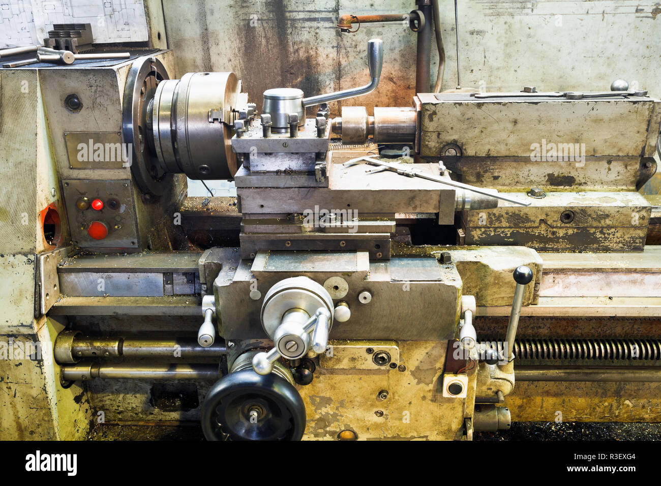 Turret lathe hi-res stock photography and images - Alamy.