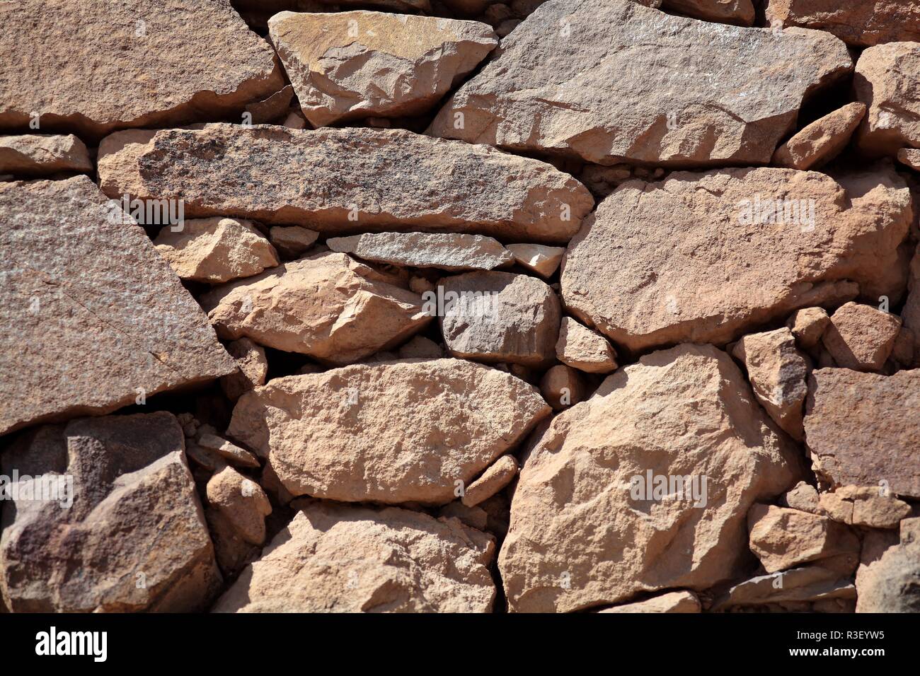 Rubble basalt hi-res stock photography and images - Alamy