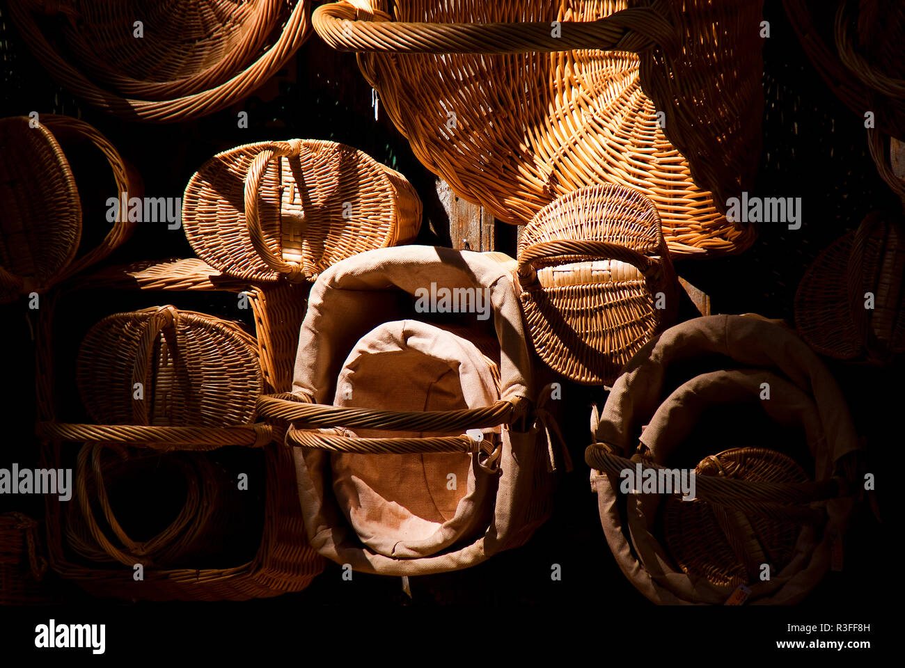 Wicker baskets for sale in a market Stock Photo - Alamy