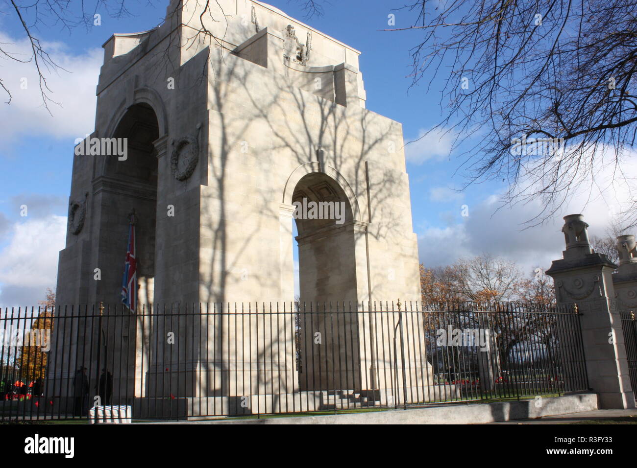 The war memorial in Victoria Park, Leicester Stock Photo Alamy