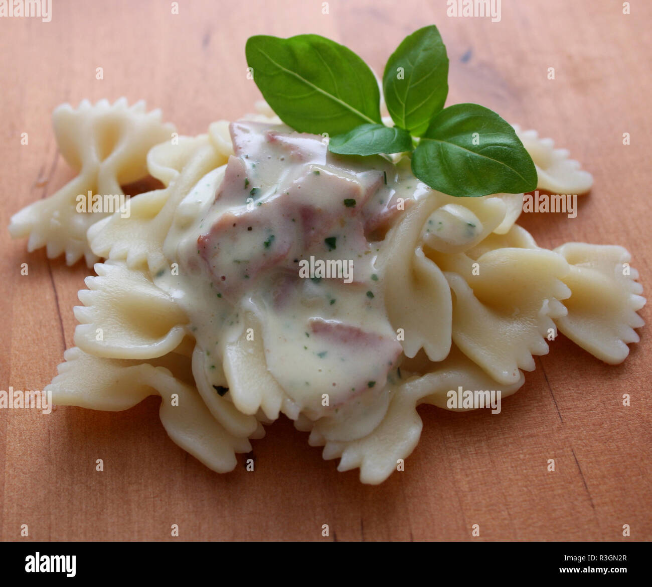 Schinkensauce hi-res stock photography and images - Alamy