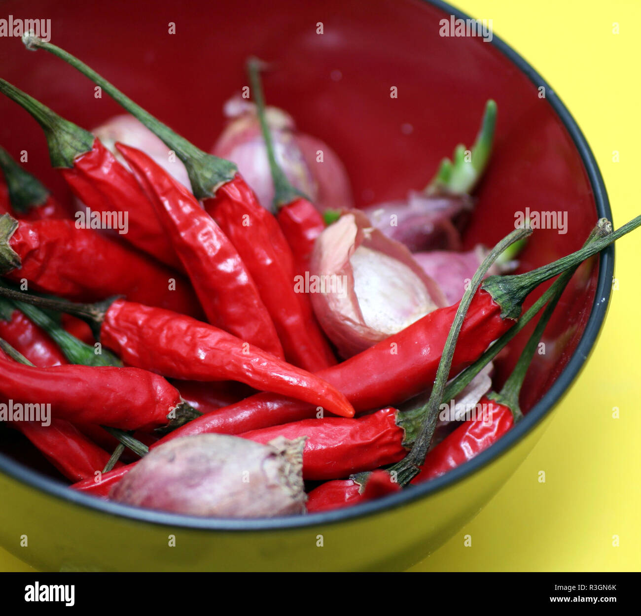 Ropes of onions hi-res stock photography and images - Alamy