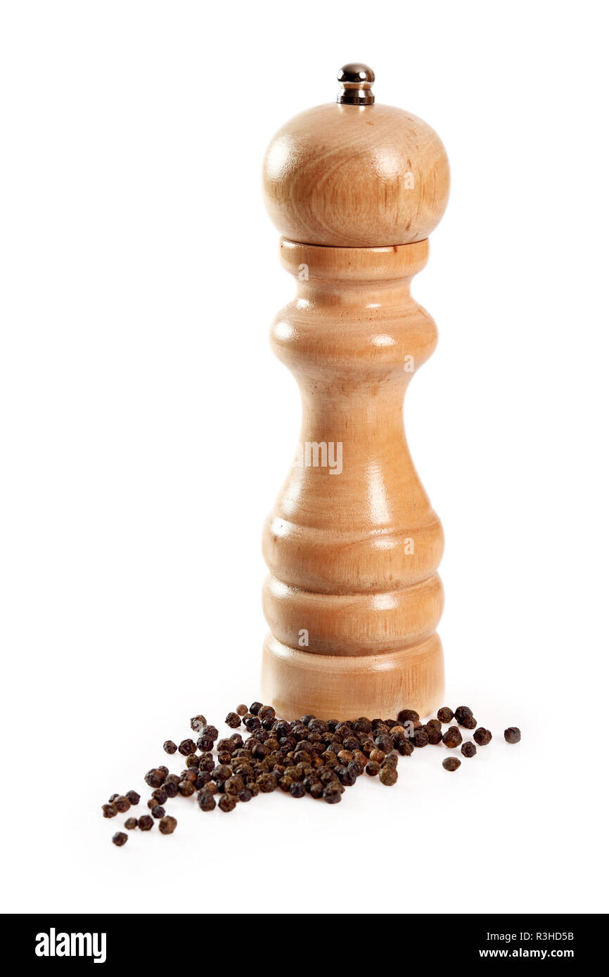 https://c8.alamy.com/comp/R3HD5B/wood-pepper-mill-with-black-peppercorns-isolated-with-clipping-path-R3HD5B.jpg