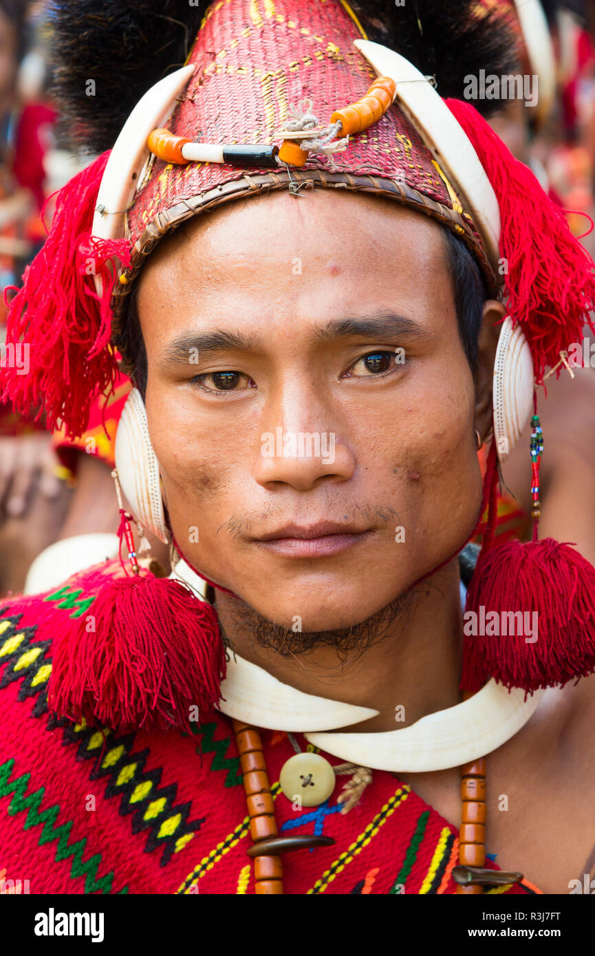 Naga tribal man in traditional outfit, Kisima Nagaland Hornbill ...