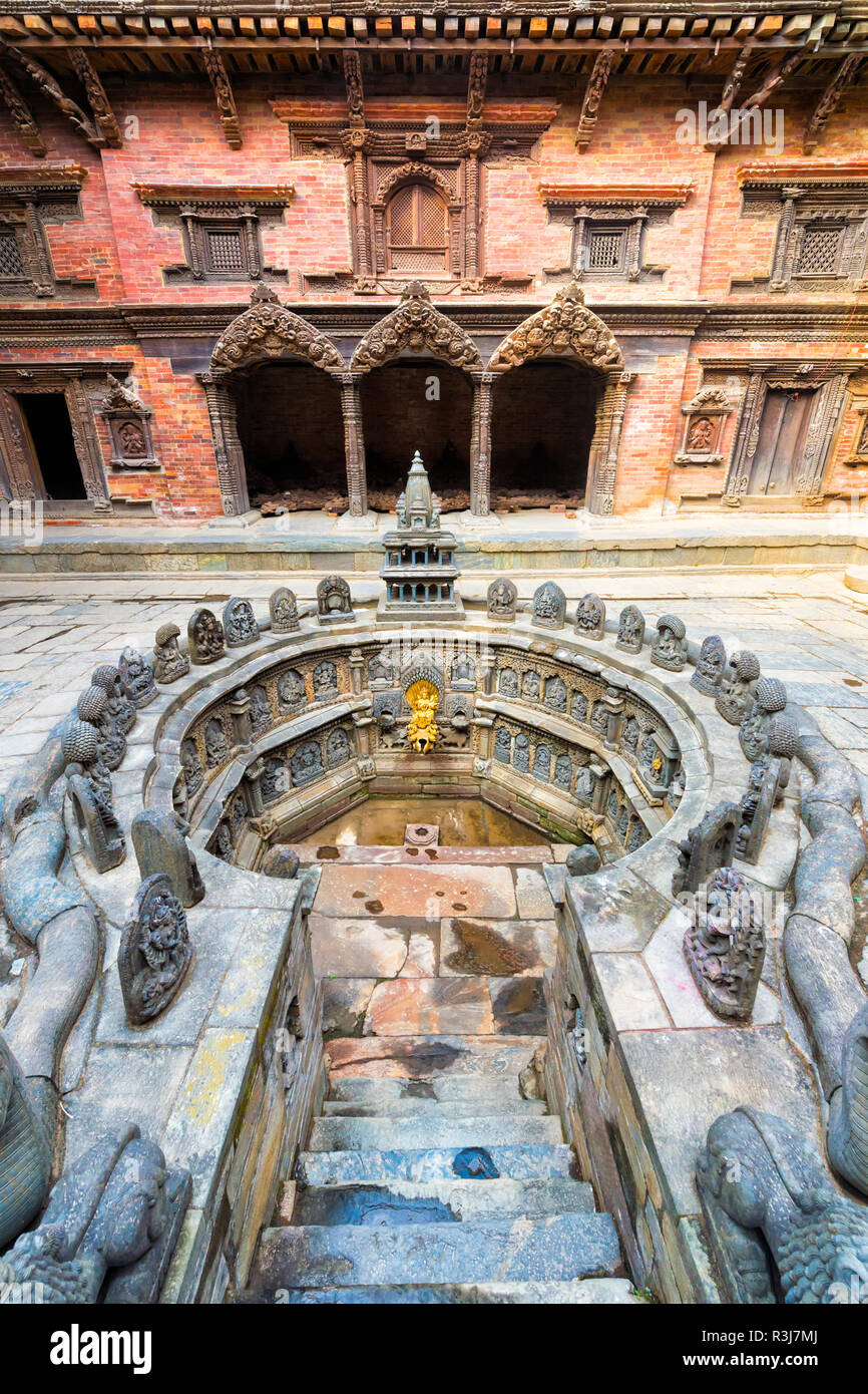 Ritual bathing pool, Sundari Chowk, Hanuman Dhoka Royal Palace, Patan ...