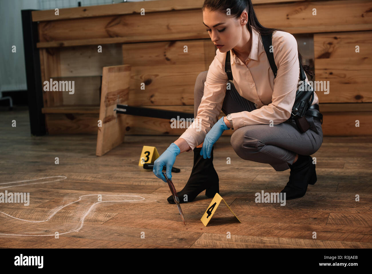 Female homicide detective scene body hi-res stock photography and