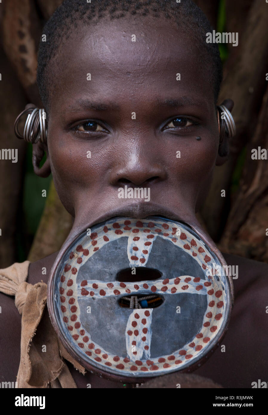 Surma woman, Ethiopia Stock Photo - Alamy