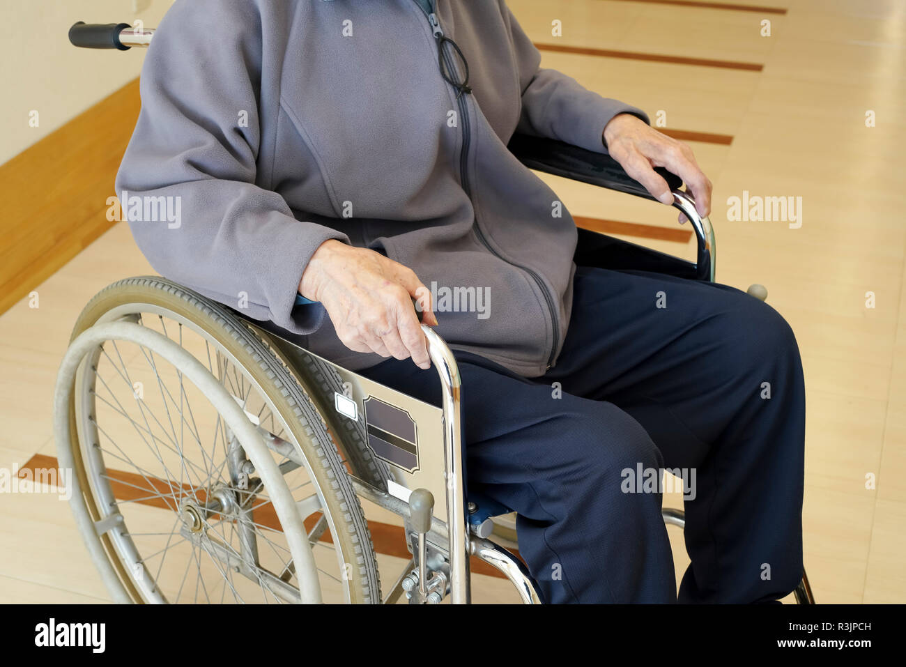 Old man wheelchair sad hi-res stock photography and images - Alamy