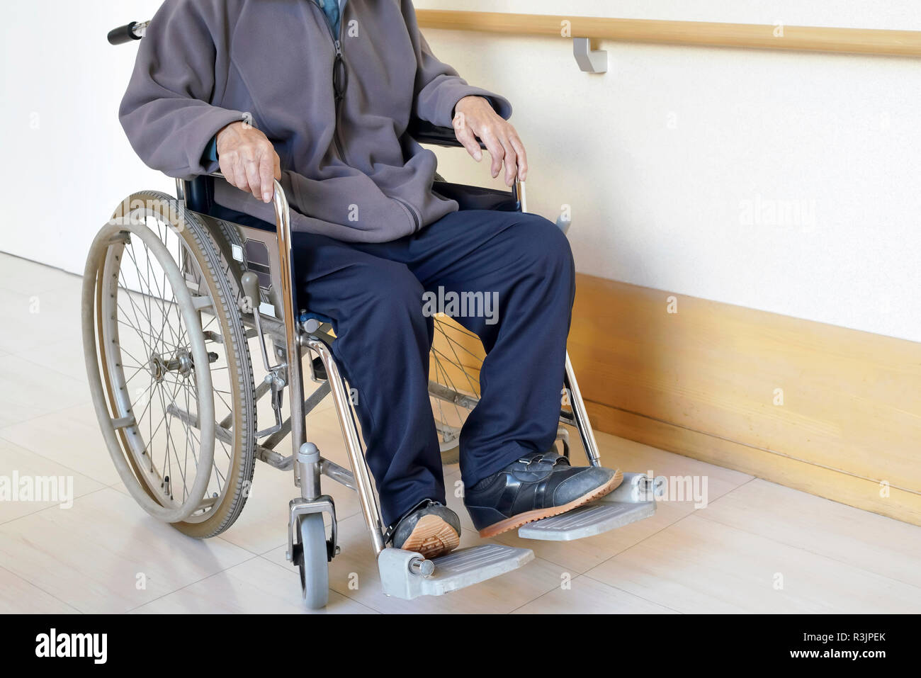 Old man wheelchair sad hi-res stock photography and images - Alamy