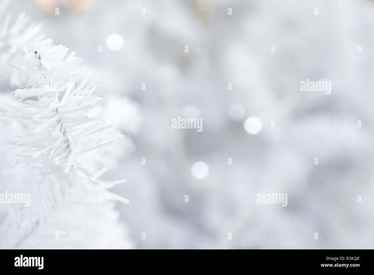 White christmas trree background with christmas lights Stock Photo Alamy
