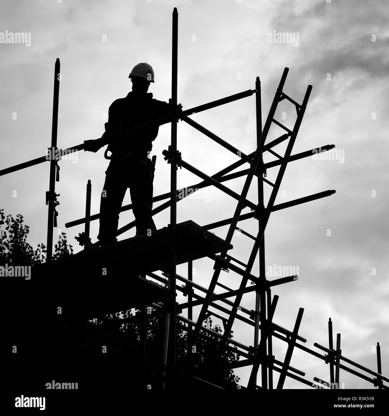 Scaffolding silhouette people Black and White Stock Photos & Images - Alamy