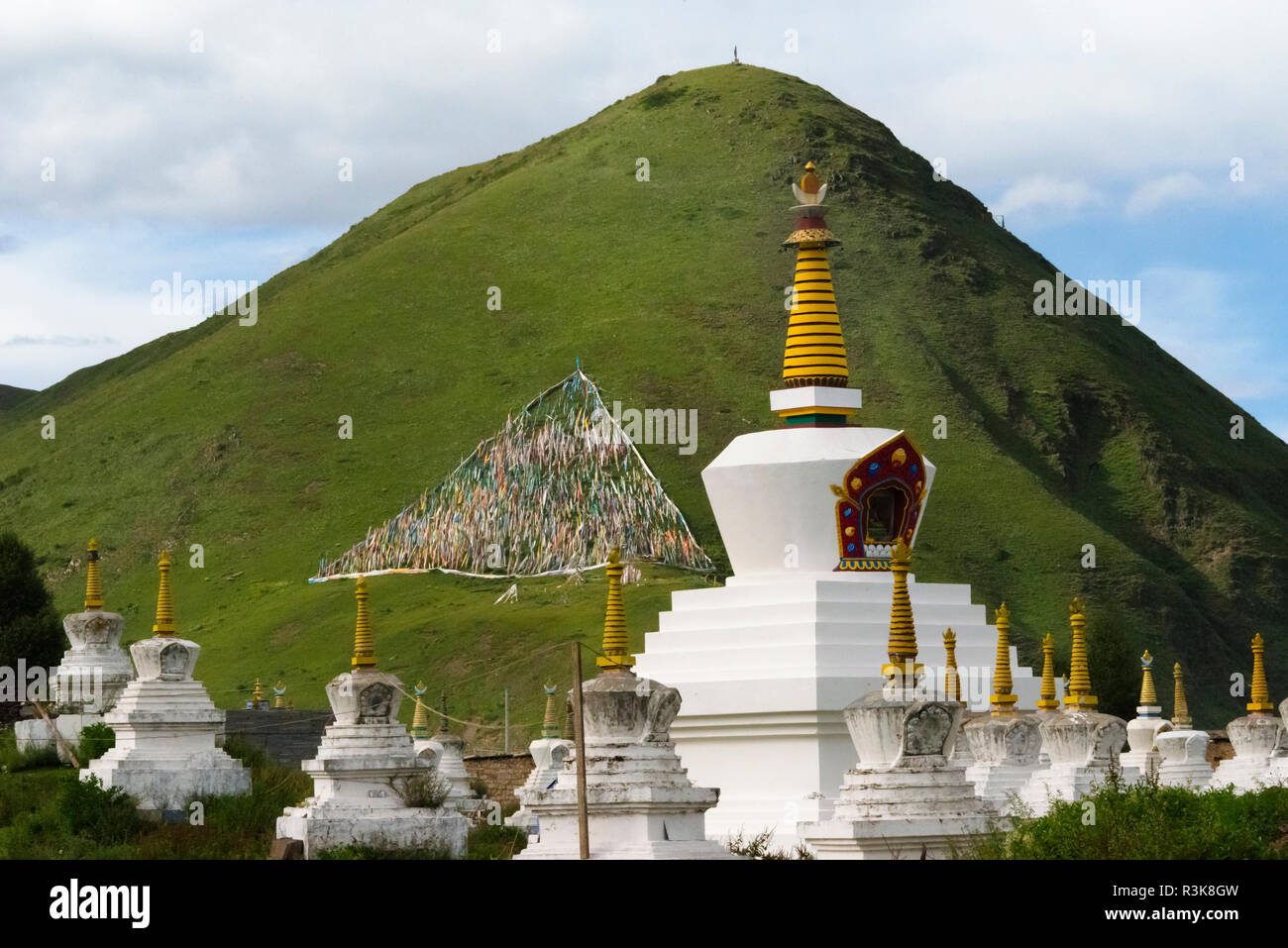 Tagong Monastery Monastery and prayer flags hi-res stock photography and images - Alamy