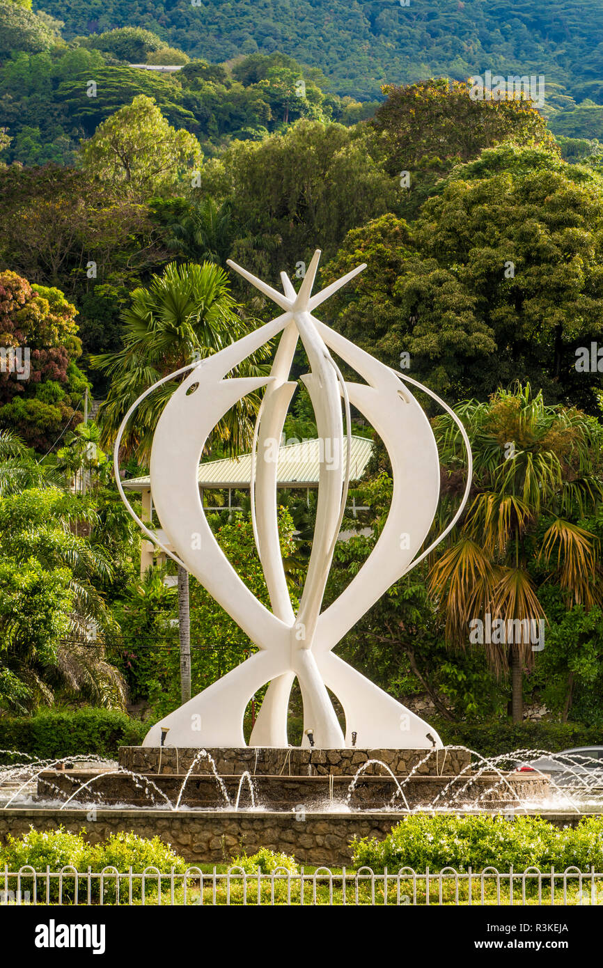 The monument de L'unite ( Monument of National Unity ) in downtown ...