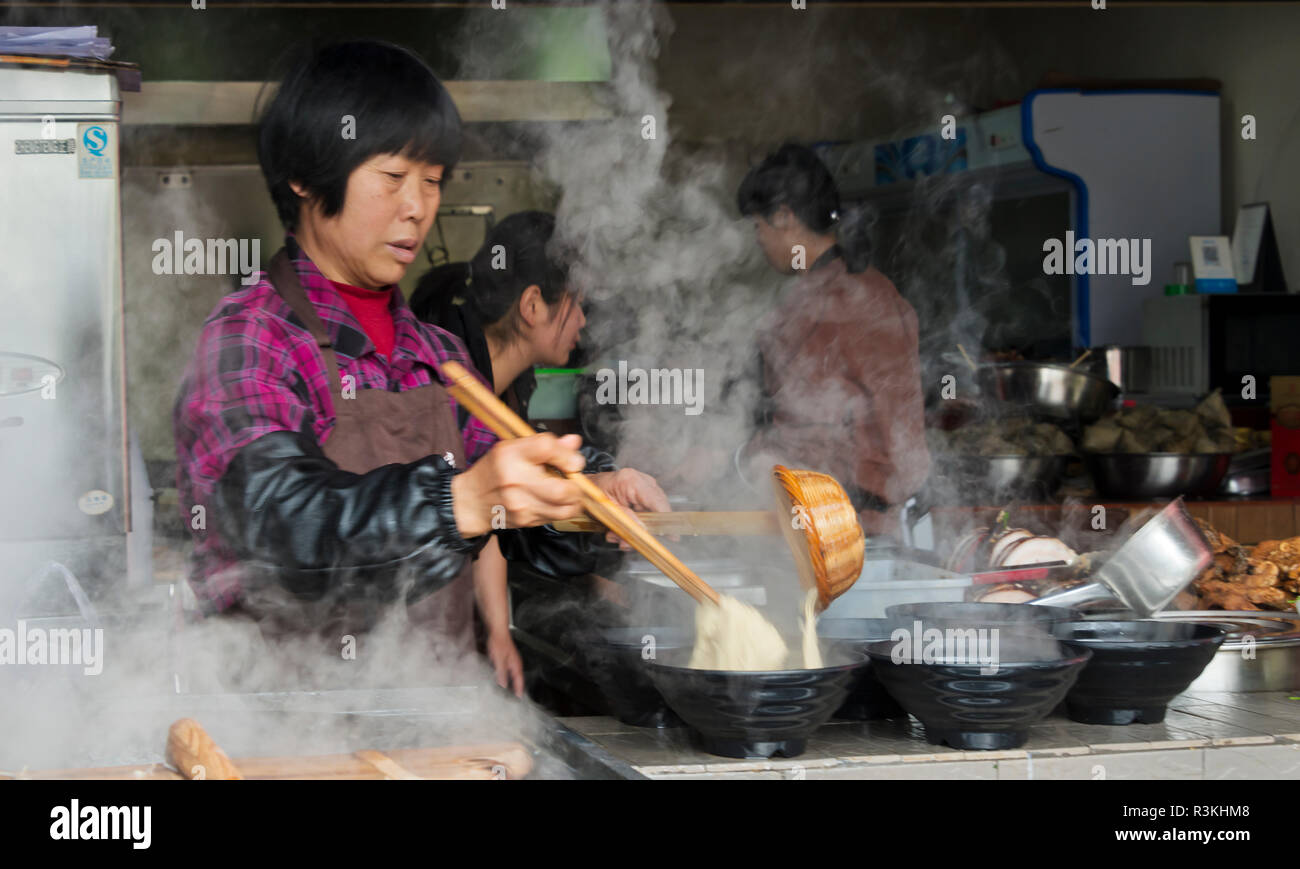 Noodle shop, Nanxun Ancient Town, Zhejiang Province, China Stock Photo