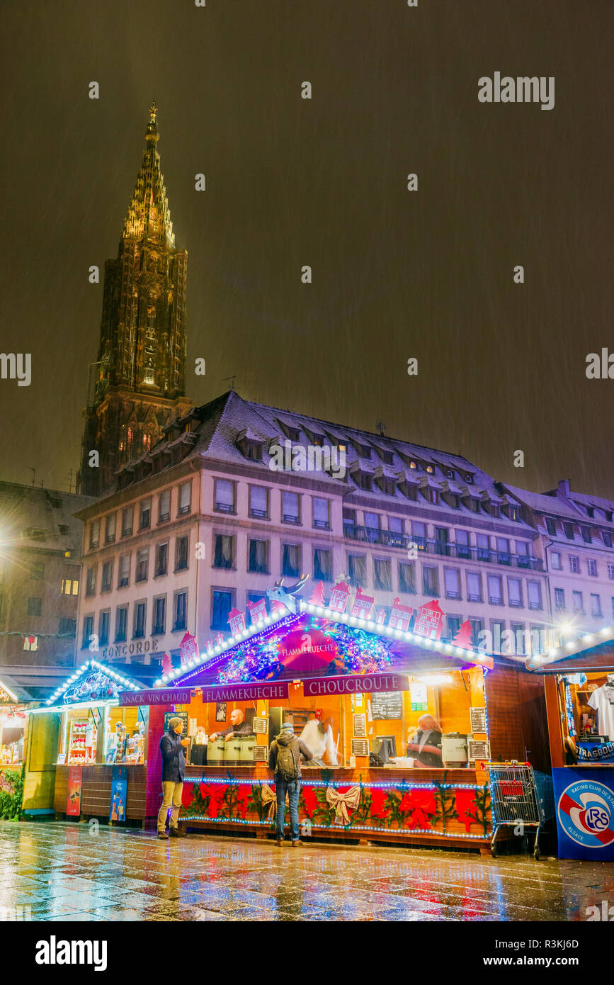 Strasbourg, France - December 2017. Place Gutenberg Christmas market in Capitale de Noel, Alsace. Stock Photo