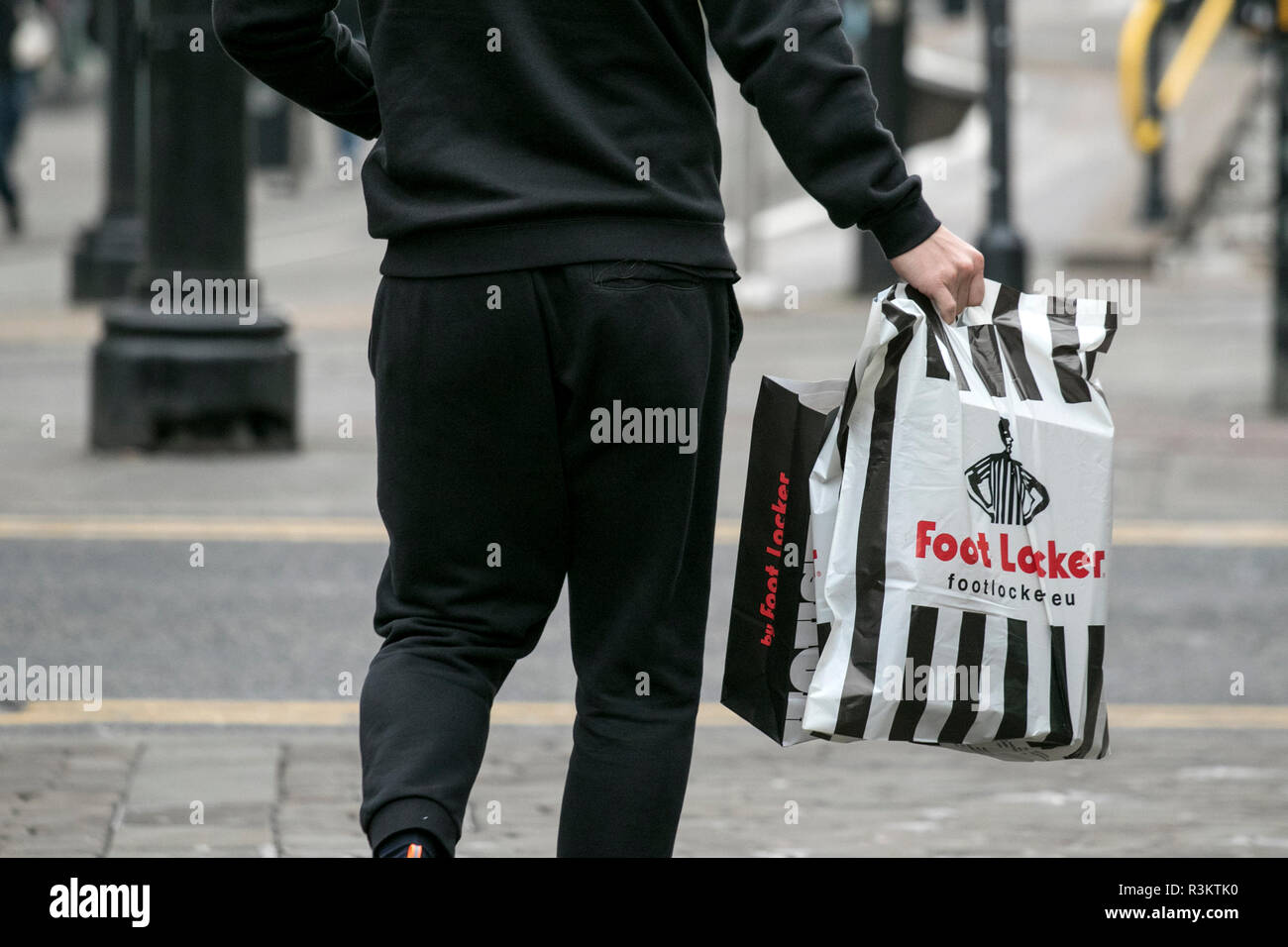 foot locker luggage