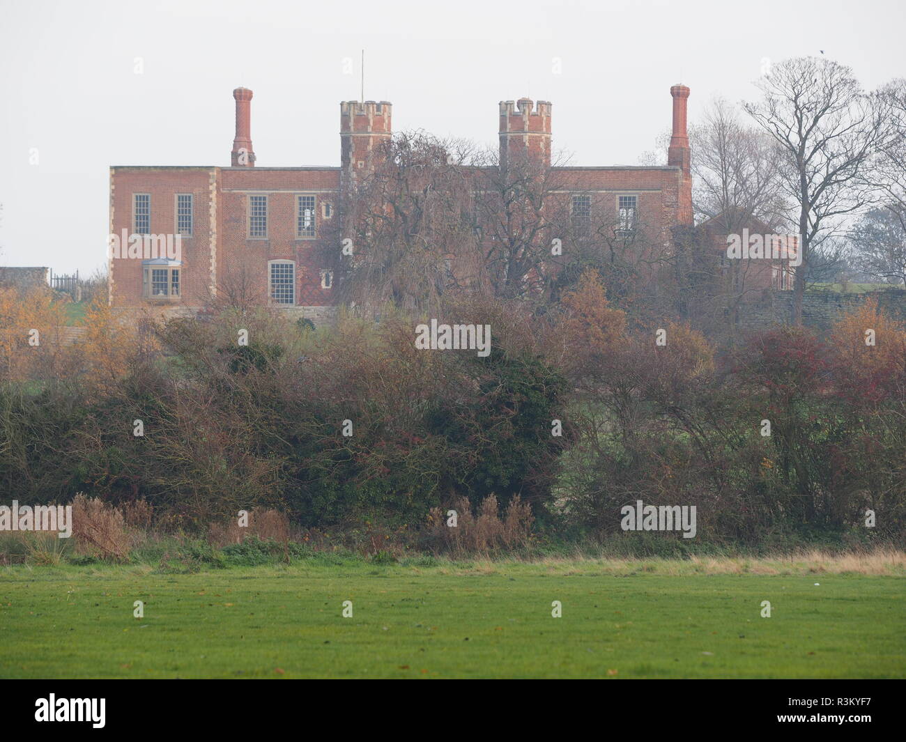 Eastchurch, Kent, UK. 23rd Nov, 2018. Historic Shurland Hall in Eastchurch, Kent has been put up for sale at guide price of £2.5m with agents Fine & Country who describe it as a 'rare opportunity to acquire one of the regions, if not the United Kingdoms finest homes'. The 16th Century Gatehouse played host to Henry VIII and Anne Boleyn in October 1532. The ruins were re-constructed by the Spitalfields Trust in 2006 with a grant from England Heritage and the Architectual Heritage Fund. Listed Grade II* and Scheduled Ancient Monument. Credit: James Bell/Alamy Live News Stock Photo