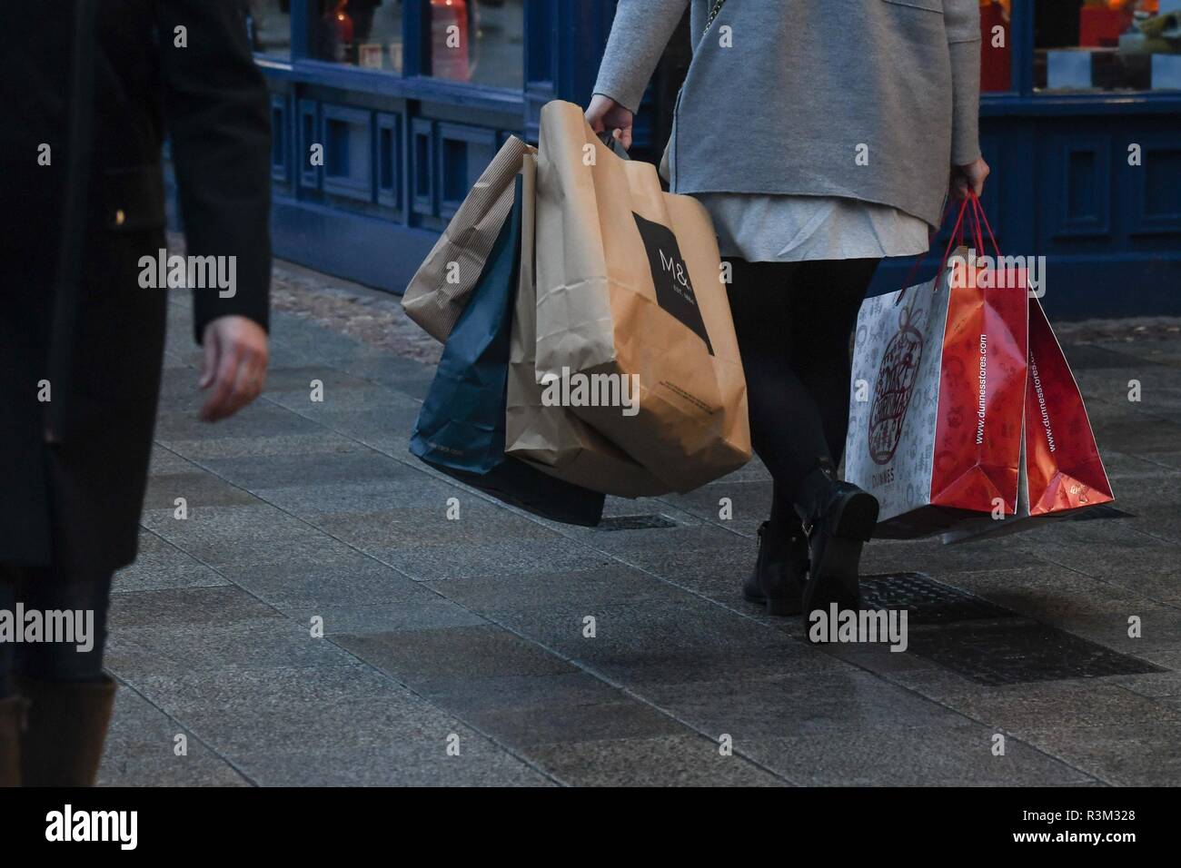Dublin, Ireland. 23nd November, 2018. Black Friday in Dublin's Grafton Street.  On Friday, November 23, 2018, in Dublin, Ireland. Photo: ASWphoto Credit: ASWphoto/Alamy Live News Stock Photo