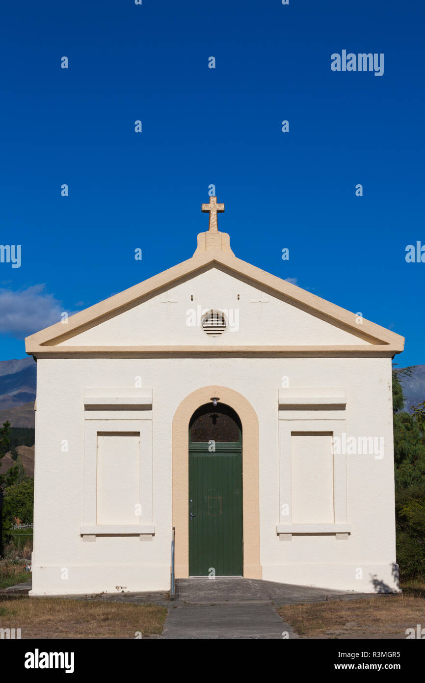 New Zealand, South Island, Canterbury, Kurow, bookstore Stock Photo Alamy