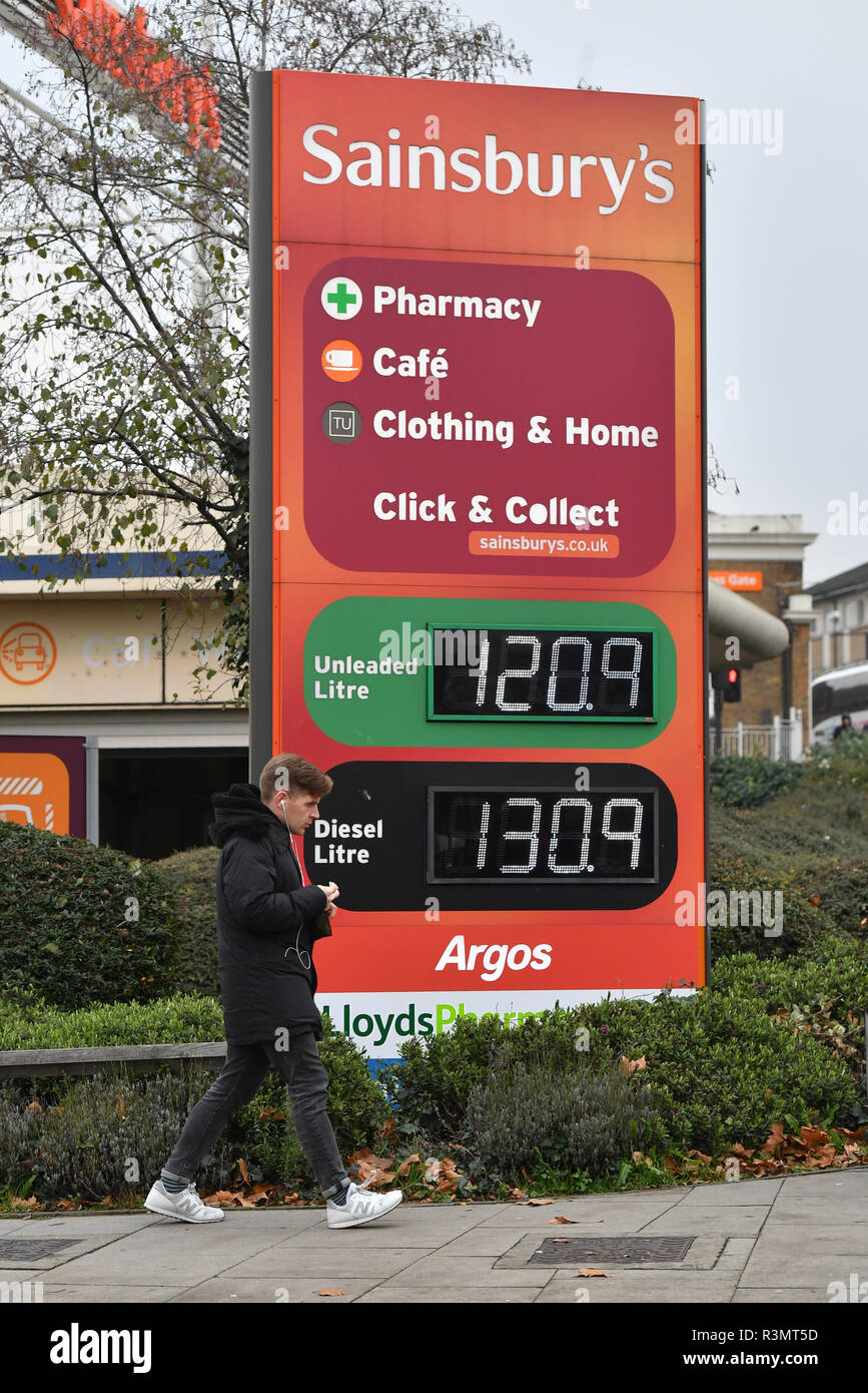 Sainsburys cafe hires stock photography and images Alamy
