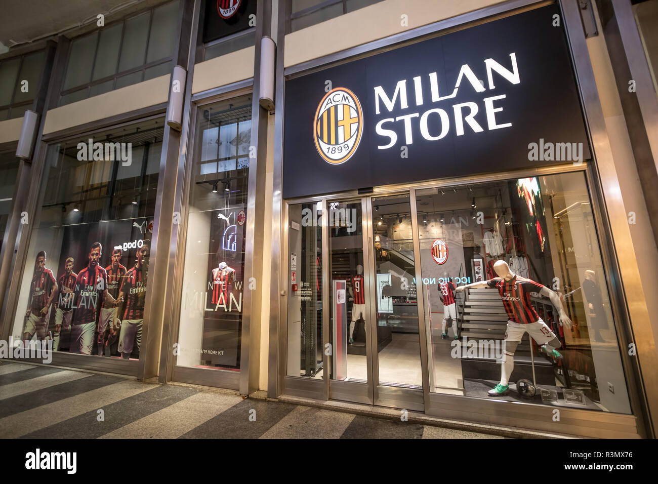Milan, November 2018: Window Of Milan football club official store, in the  fashion and design capital of the world, on November 2018 in Milan, Italy  Stock Photo - Alamy