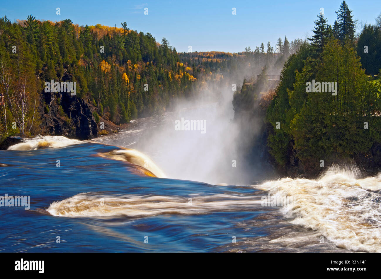 Canada, Ontario, Kakabeka. Kaministiquia River at Kakabeka Falls at