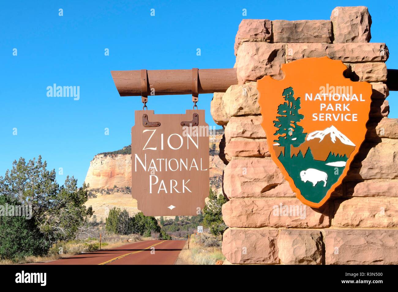 One of the entrances to Zion National Park (Zion National Park) located