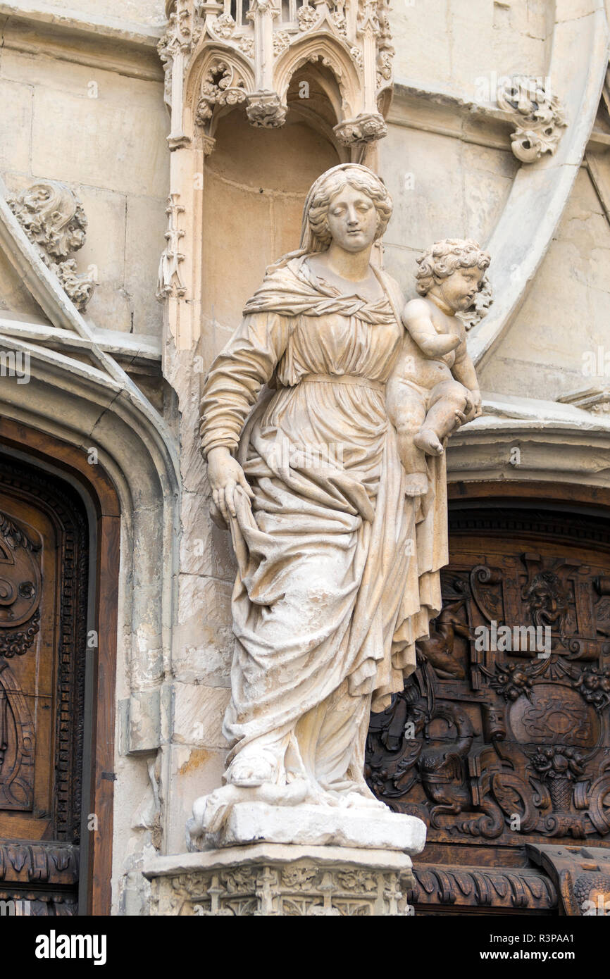 Virgin Mary, St. Peter's, Avignon, France Stock Photo