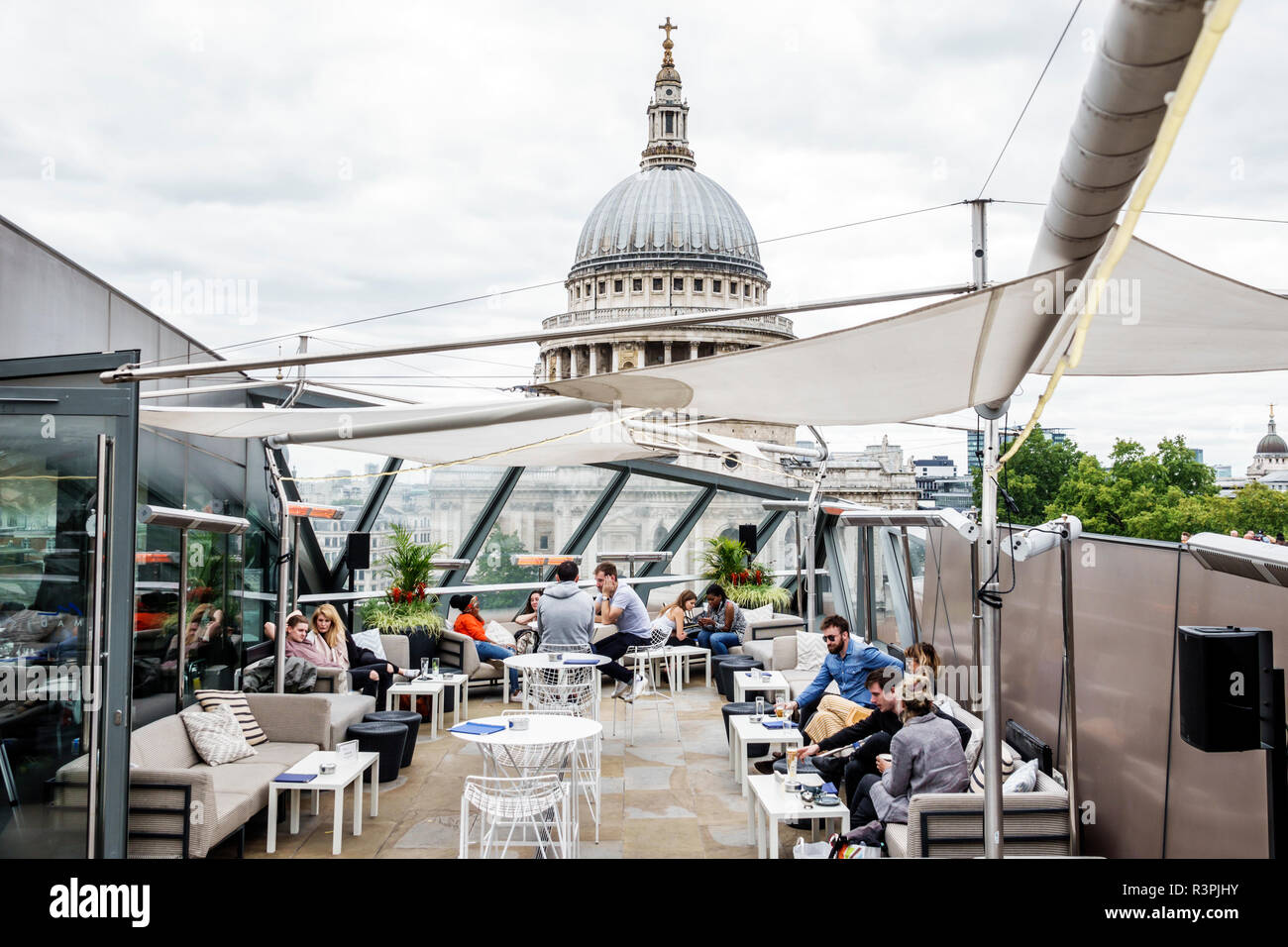 City of London England,UK One New Change mall,shopping centre center,Madison rooftop,restaurant restaurants food dining cafe cafes,bar lounge pub,outs Stock Photo