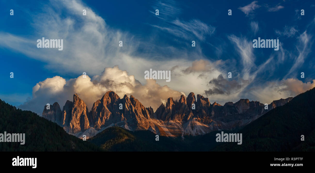 Mountain peaks, Dolomites, Italy Stock Photo