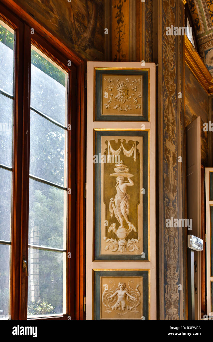 Italy, Rome, Window, Villa Farnesina alla Lungaretta Stock Photo