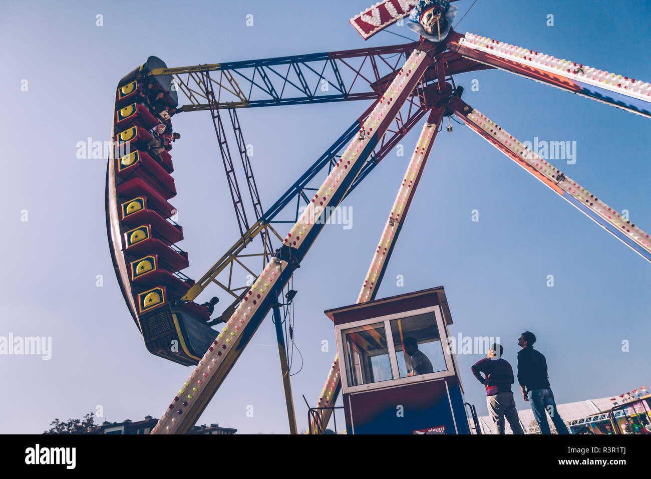 Viking Boat Amusement Park High Resolution Stock Photography And Images Alamy