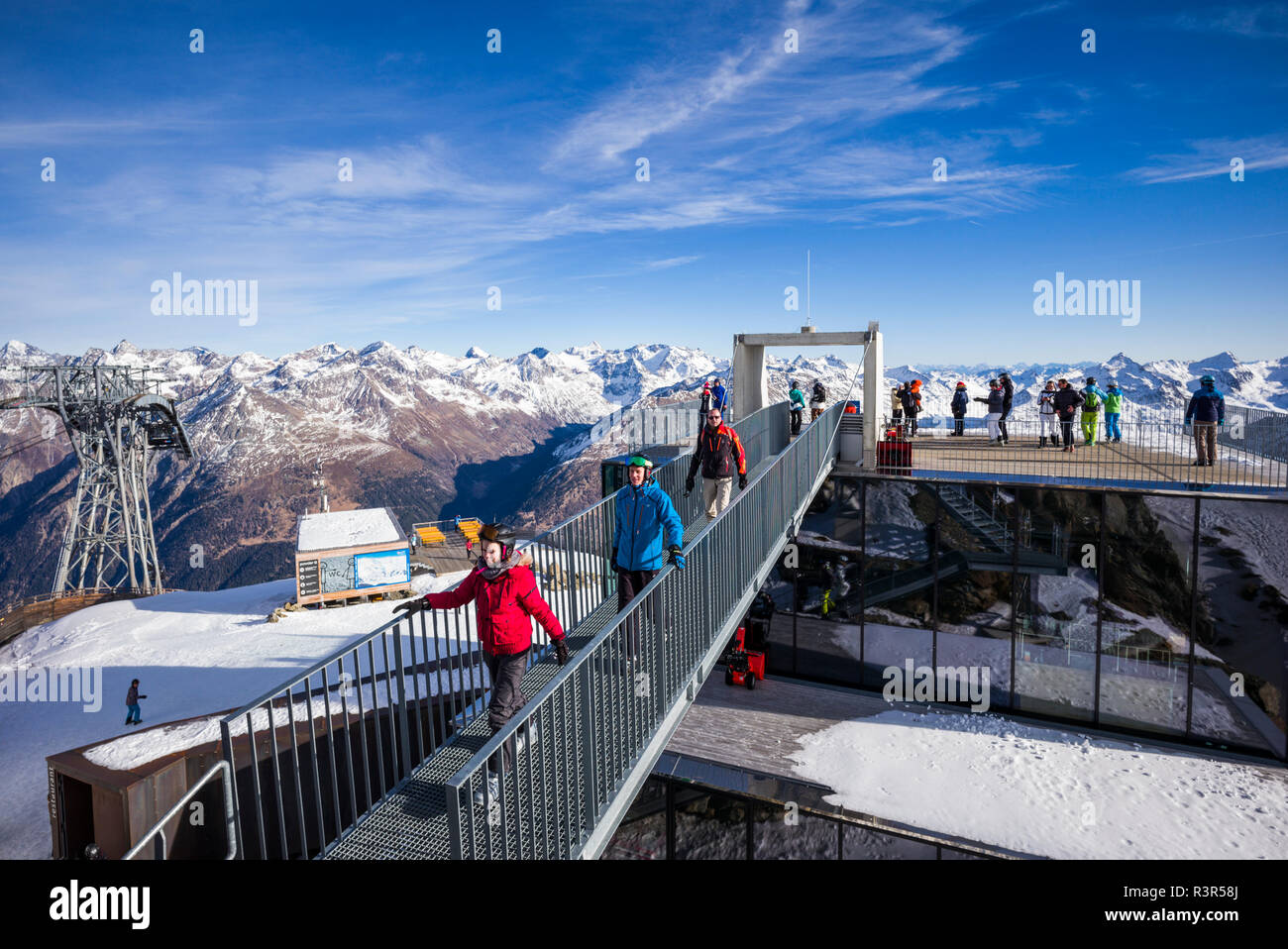 Austria, Tyrol, Otztal, Solden, Gaislachkogl ski mountain, Ice Q gourmet restaurant Stock Photo