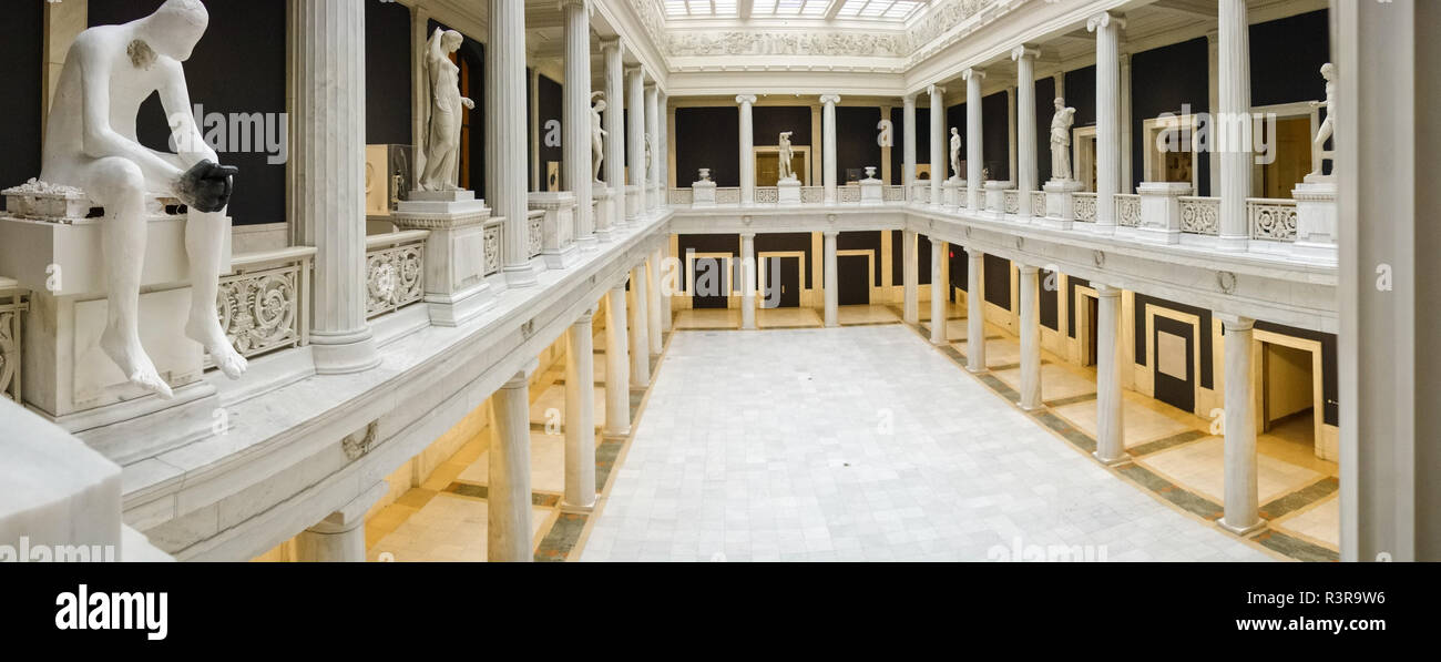 The Hall of Sculpture at the Carnegie Museum, Pittsburgh, PA. Stock Photo