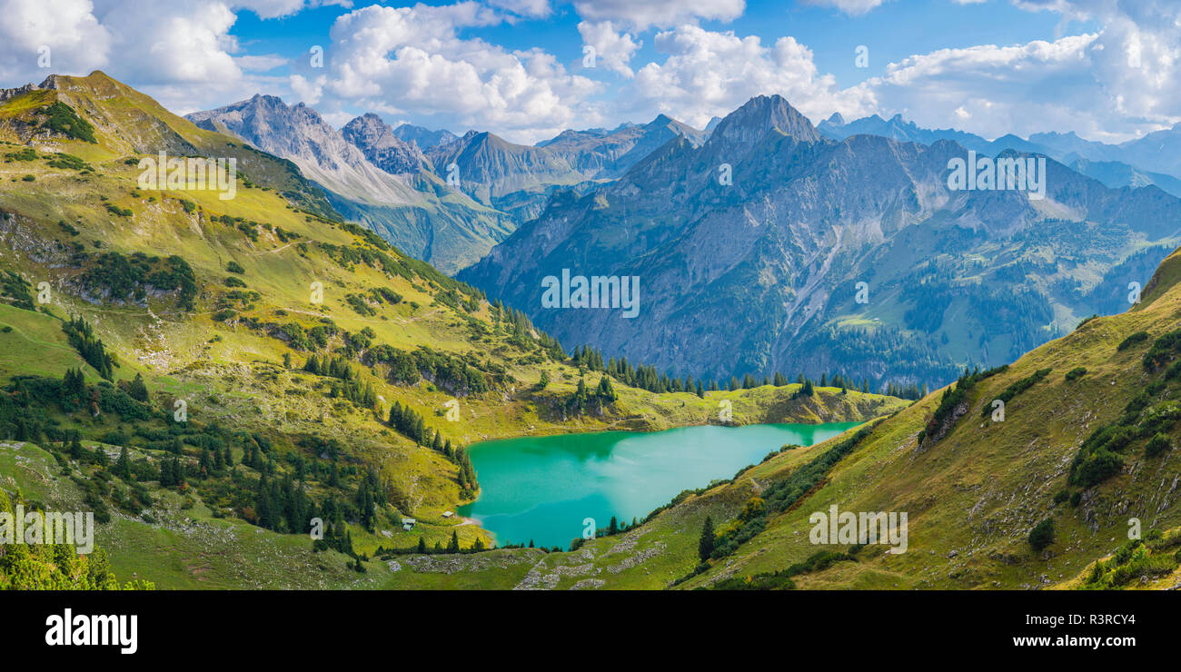 Germany, Bavaria, Allgaeu Alps, Panoramic view to Seealpsee, Oy Valley, f.l. Grosser Wilder, Kleiner Wilder and Hoefats Stock Photo