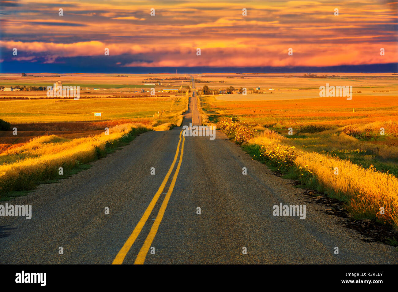 Saskatchewan scenic hires stock photography and images Alamy