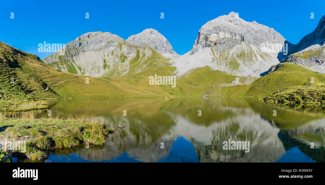 Germany, Bavaria, Allgaeu, Allgaeu Alps, Lake Rappensee, Linkerskopf, Rothgundspitze and Hochgundspitze Stock Photo