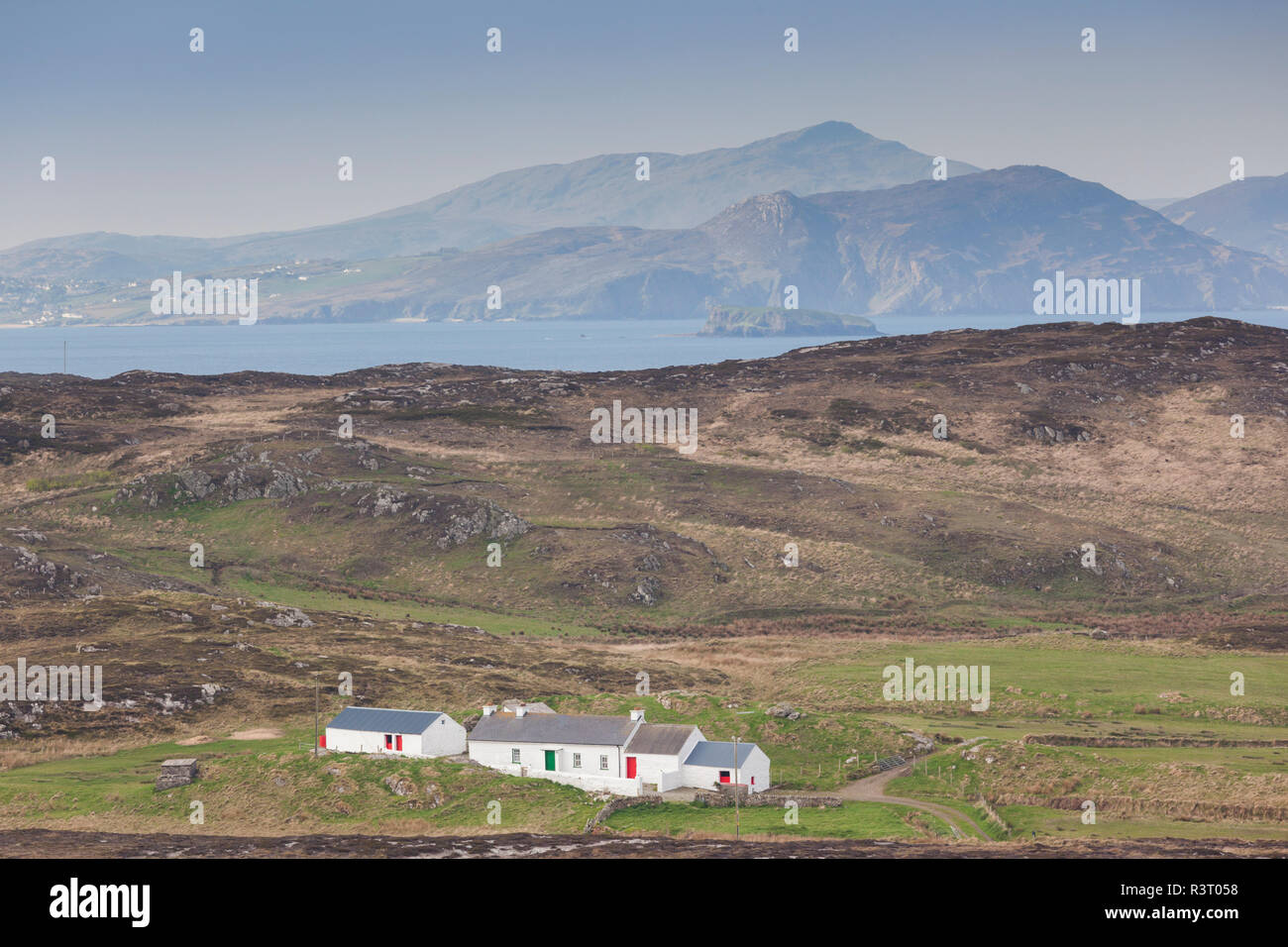Ireland, County Donegal, Inishowen Peninsula, Malin Head, Ballygorman, house Stock Photo Alamy Ireland, County Donegal, Inishowen Peninsula, Malin Head, Ballygorman, house Stock Photo Alamy