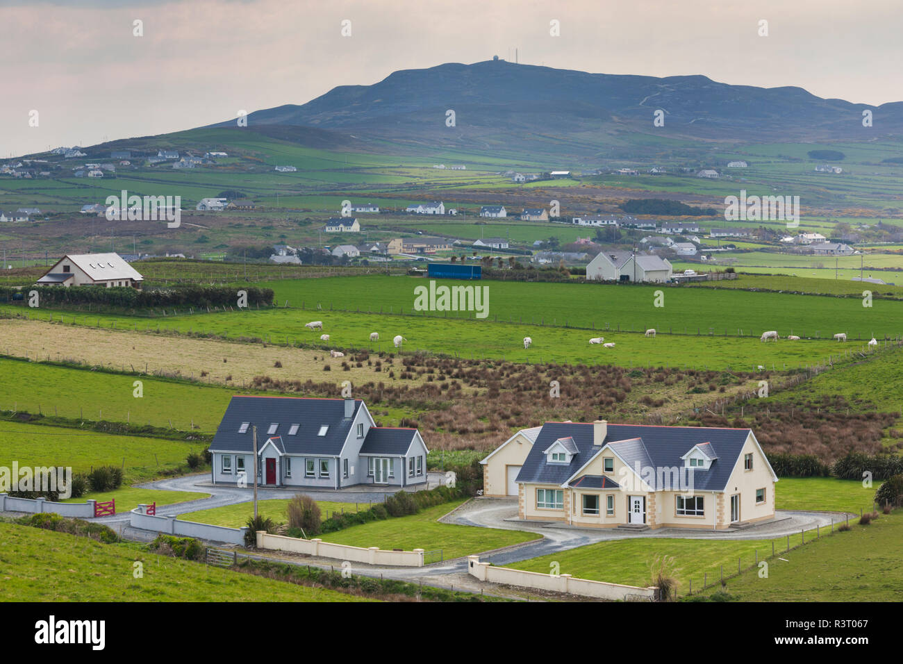 Inishowen donegal house hires stock photography and images Alamy