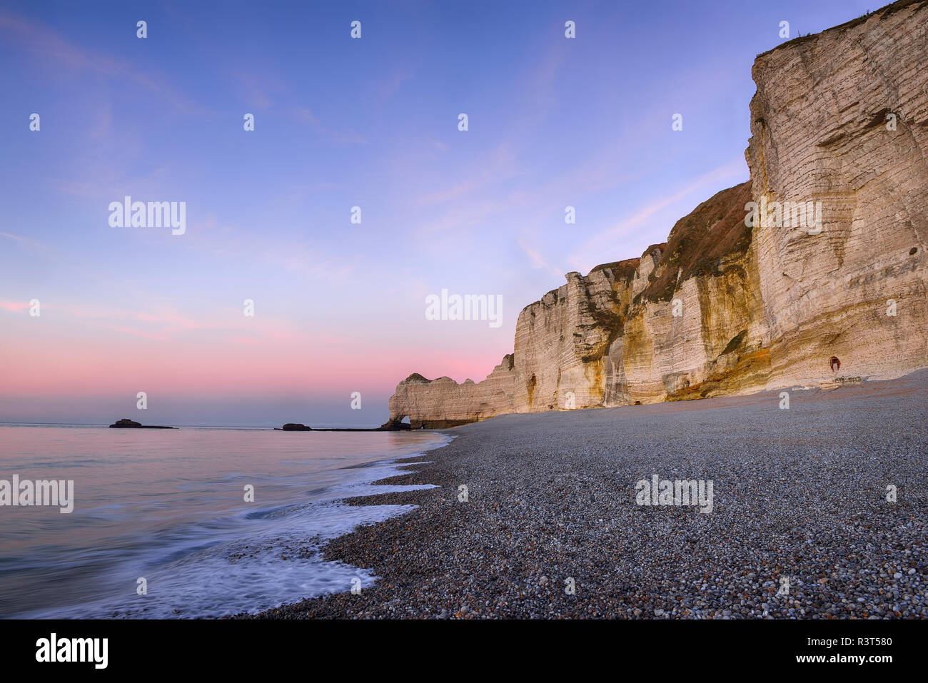 Famous cliffs of etretat in france hi-res stock photography and images ...
