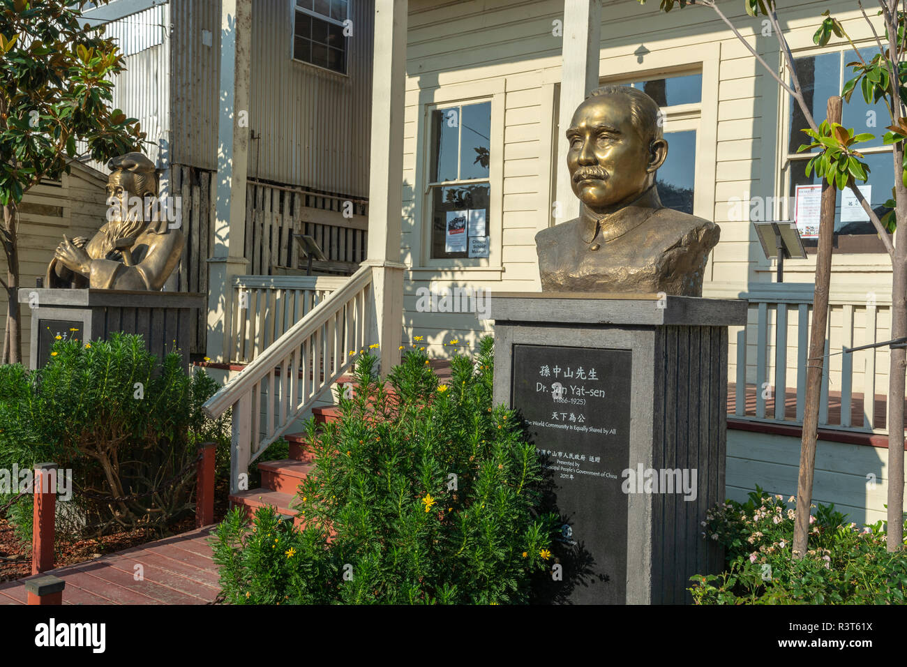 California, Sacramento River Delta, Locke Chinese School Museum built 1915, busts of Confucius and Dr. Sun Yat-sen Stock Photo