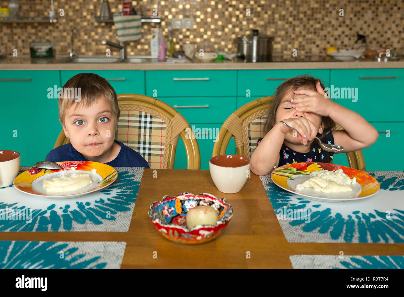 Funny little sister hi-res stock photography and images - Alamy