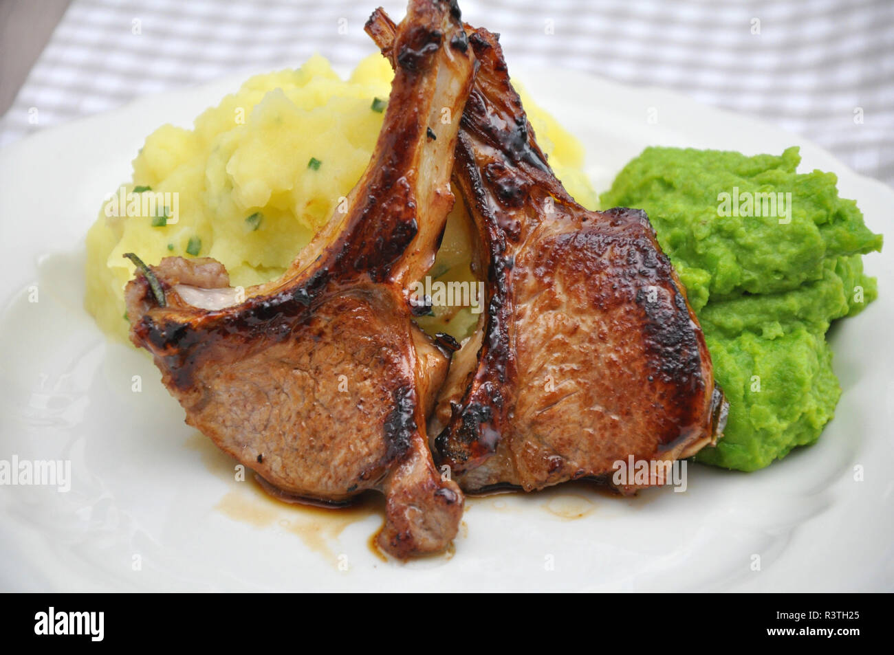 Lamb haunch hires stock photography and images Alamy