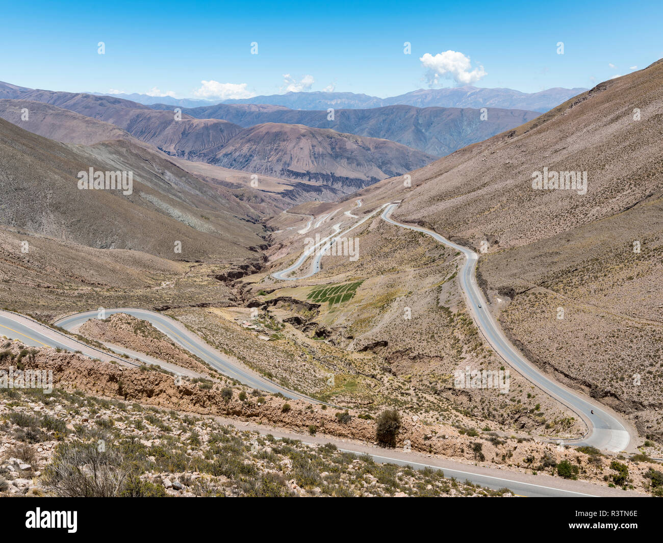 National Road RN 52, the mountain road Cuesta del Lipan climbing up to Abra de Potrerillos. South America, Argentina Stock Photo