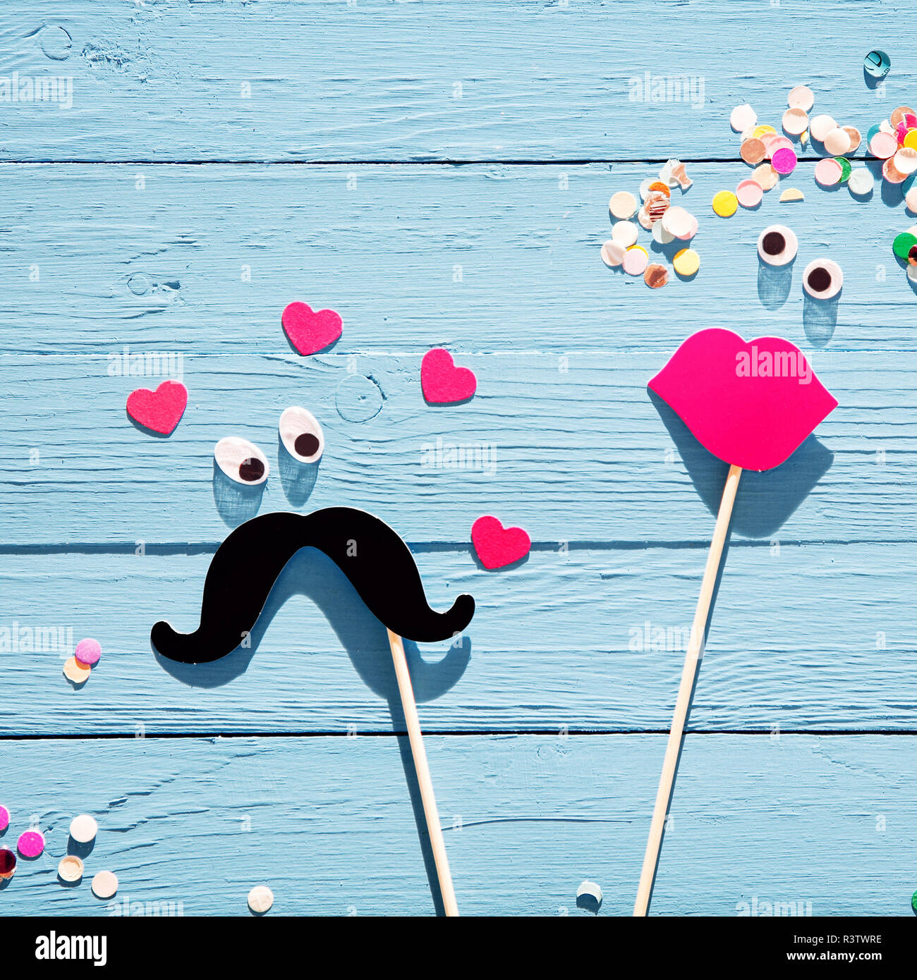 Valentines day photo booth hi-res stock photography and images - Alamy