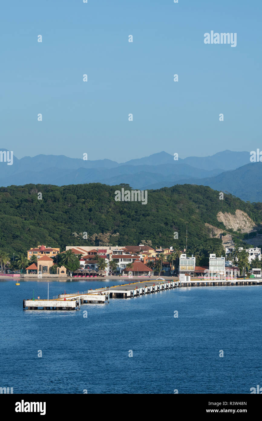 Mexico Oaxaca Port View Of Huatulco And Santa Cruz Bay Cruise Ship Pier With Sierra Madre Mountains In The Distance Stock Photo Alamy