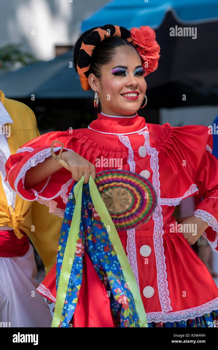 Jalisco girl hires stock photography and images Alamy