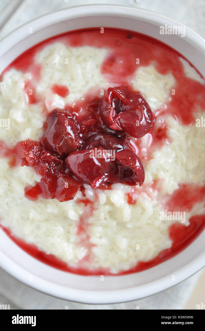 Milk Rice Pudding Stock Photo - Alamy