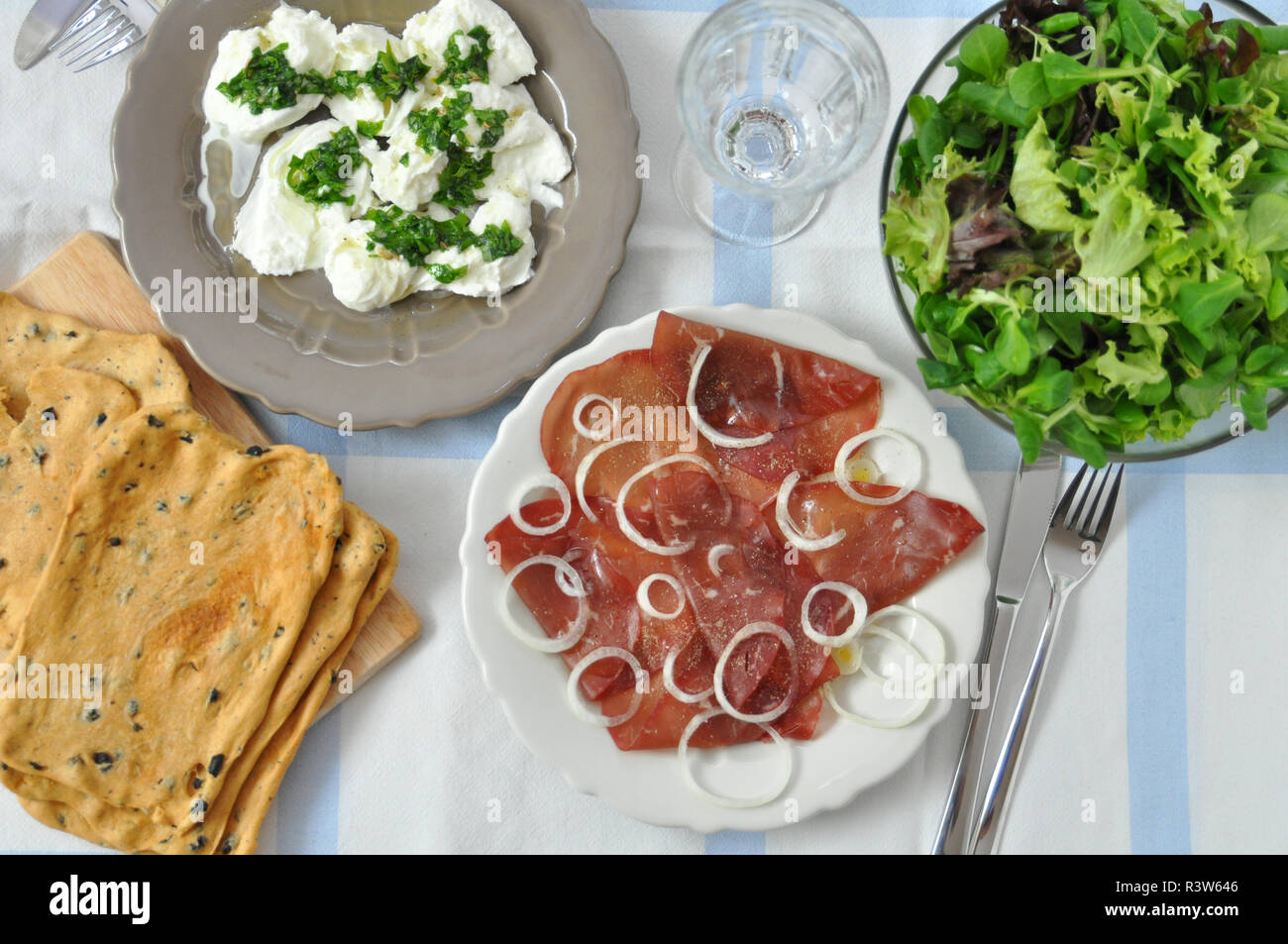 Italian table setting Stock Photo - Alamy